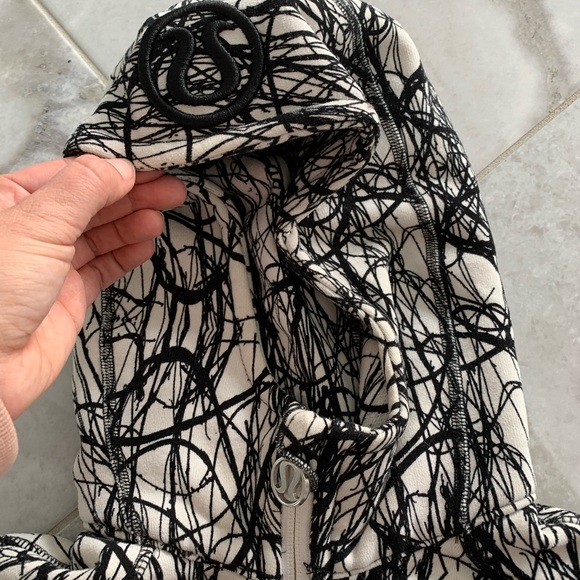 Lululemon scuba hoodie - Picture 2 of 3